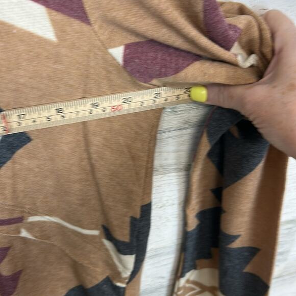 New Boutique Brand Southwest Aztec Soft Stretchy Pullover Hoodie Women’s Large - Picture 7 of 8